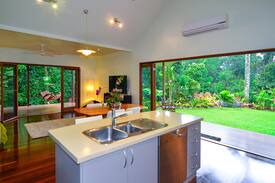 Bellenden Ker House | Wild Ginger Rainforest Retreat