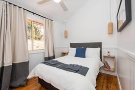 Eurunderee Cabin | Barrenjoey Cottage - Peppertree Hill