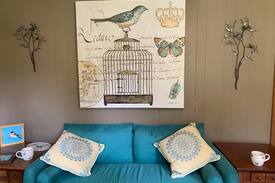 Flat Rock Cabin | Lakemont Cottages - The Feathered Nest Cottage