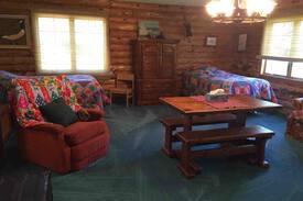 Pulaski Cabin | Hidden Acres Lodging Main Cabin