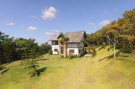 Pacoti House | Chalé estilo alemão em Guaramiranga (Chalet Schonenberg)