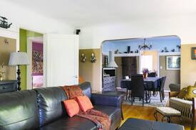 Southeast Magnolia House | Pretty Magnolia Bluff - Light, Beautiful & Serene