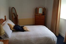 Cloughjordan House | Marion's BnB Room no.1