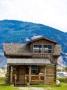 Livingston Cabin | Lost Antler Cabin in Paradise