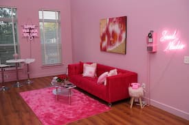 Piedmont Heights Apartment | The Luxurious Pink Babe Cave in Buckhead!