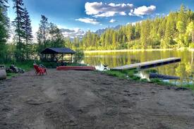 East Kootenay Cabin | Wildwood Cabin with private Lake