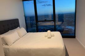 Brisbane Central Business District Apartment | Brisbane Skytower Level 63