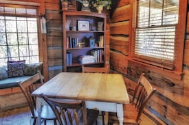 Ellijay Cabin | Laurel Knoll