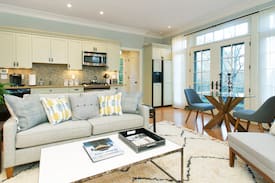 Greenwich House | Beautiful Guest House on Private Greenwich Estate