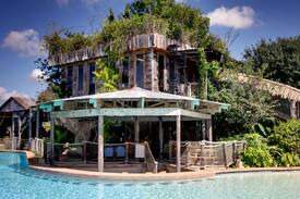 New Braunfels House | Redwood Tree Haus - Cloud Lane