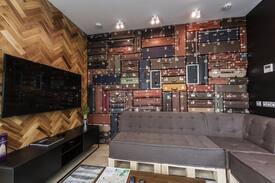Presnensky Hostel | Moscow-City skyscraper hostel,breakfast,view