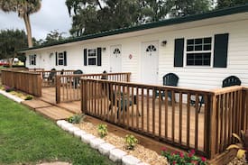 Lake Panasoffkee Cabin | Tracy's Point Fishing Lodge
