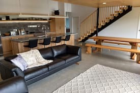 Ohakune House | Shed 22 - Big Family Home with Spa Mountain View