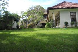 Ungasan House | Umah Tulip