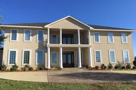 Porterville House | Covey Run Lodge