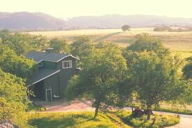 Springville Apartment | Barn APT at the Holland Ranch