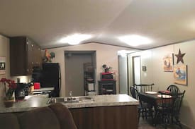 Waneta House | Cozy Walkers Branch Airbnb
