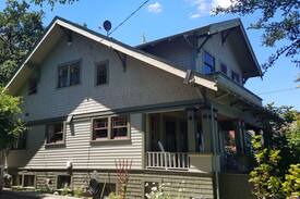 Roseburg House | The Dr. J. R. Chapman Home