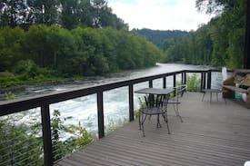 Vida House | Riverview Lodge
