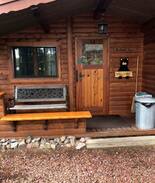 Hayward Cabin | Cozy lakeside authentic German log cabin Mallard 1