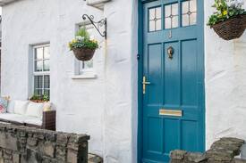 Kinsale Town Centre Cabin | LIVE LIKE A LOCAL! Waterside Cottage--walk to town