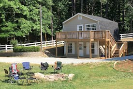 Fortson Cabin | *EverBe Cottage*Peaceful Retreat-5 mins from city!