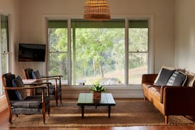Wollombi House | Maggie's - lovely cottage on 100 acres