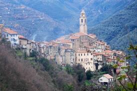 Castel Vittorio House | Charmerende byhus i ligurisk landsby