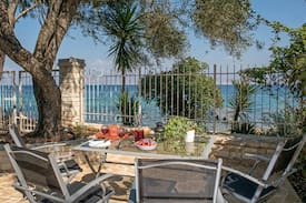 Petaleia House | Thalassa beach house Corfu