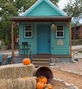 Gatesville House | Buttercup Cabin, A Texas Tiny Cabin