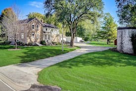 Village of Germantown Apartment | 1853 Farmhouse Apartment