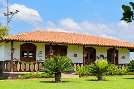Armenia Cabin | Finca Rionegro Rancho La Soledad Montenegro Q