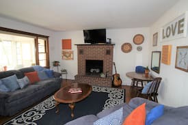 Bethel House | Trudy’s Country Retreat: A mile from Bethel Woods