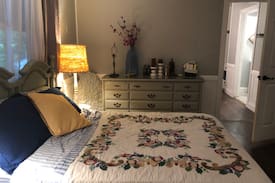Canyon Lake House | The Green River Retreat (riverfront lodging)