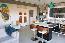 Hospital Hill Apartment | Casa Piwakawaka