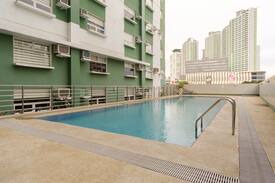 Valencia Hotel | 455 RedDoorz Suites @ Gilmore Tower