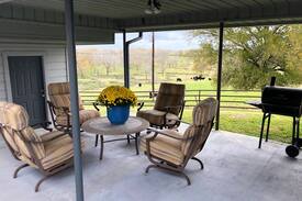 Cuero Cabin | Chisholm Guest House- 5th generation family ranch.