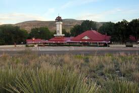 Tinnie Villa | King Suite at Historic Tinnie Silver Dollar