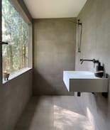 Mount Tamborine House | Newly Renovated Private Eco Rainforest Cabin