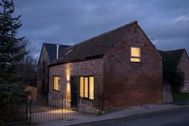 Mangotsfield Cabin | The Blacksmith's Shop, a modern Cotswolds cabin.