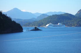 Bowen Island Cabin | The Pebble Cottage: Waterfront/spectacular views