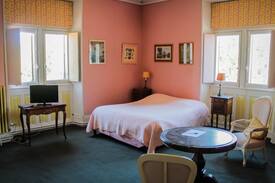 Saint-Lactencin Apartment | Appartement Florence, château, campagne, piscine