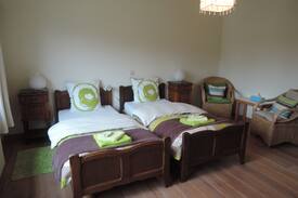 Vosselaar House | Great quiet sunny room, breakfast.. NO SMOKING