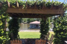 Warwick House | Waterfront Lake Blackshear, Warwick, Ga.