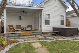 Fredericksburg House | The Nest on Shaw Avenue
