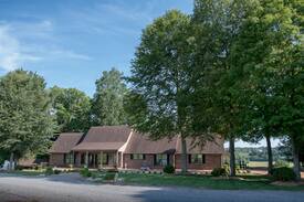 Clarksville House | The Riverhouse at Southern Light
