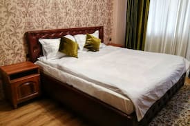 Tractorul Apartment | Isaran Residence 1
