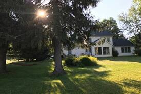 Warsaw House | Charming Lake House