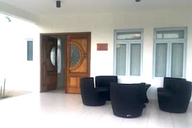 Fort Jeudy Villa | Bird of Paradise Villa Forte Jeudy