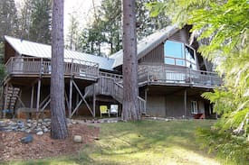 Castella House | Three Vistas at Soda Creek